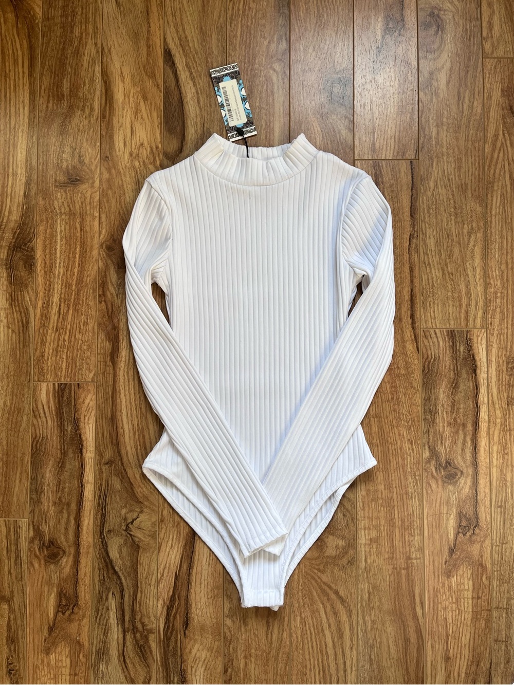 New Boohoo White Ribbed Long-Sleeve Bodysuit
